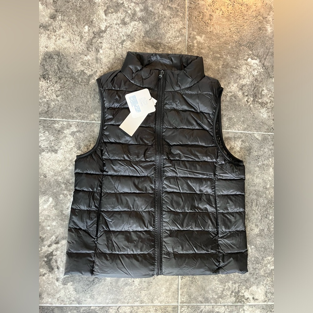 Women's Black Puffer Vest